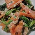 ヨシヨッシー's cooksnap of when they made ほうれん草と人参とツナのゴママヨサラダ♡.