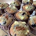 しげその's cooksnap of when they made HM＊ブルーベリーとくるみのマフィン.