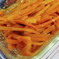 pooh3yoko's cooksnap of when they made レンジで簡単　にんじんの胡麻和え.