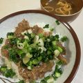papikun's cooksnap of when they made レンジと豚こまで♫ネギチャーシュー風丼.