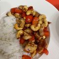 akkochi's cooksnap of when they made 鶏肉とピーマン、カシューナッツの炒め物　.