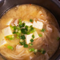 おピリ's cooksnap of when they made 豚こまともやしの中華風辛味噌スープ.