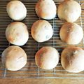 motomi♪'s cooksnap of when they made 家族大絶賛！とっても美味しいレーズンパン.