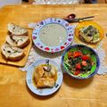 komutatata's cooksnap of when they made ほうれん草とトマトの生姜なサラダ.