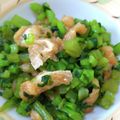 ぱちゅり☆'s cooksnap of when they made 大根の葉っぱで♪ご飯がすすむ油和え.
