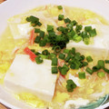 ♡YKitchen♡'s cooksnap of when they made 給料日前の味方！豆腐と卵の中華風煮込み.