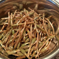 かっちゃん杉's cooksnap of when they made つくしの袴は使い捨てゴム手袋で取るよ♪.