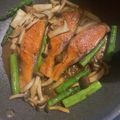Tiny♡'s cooksnap of when they made 鮭とアスパラのバター醤油炒め♪.