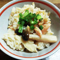 ｔｔｍｍｋ's cooksnap of when they made 圧力鍋で、鮭としめじのバター炊き込みご飯.