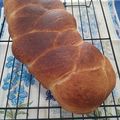 FaithAloha's cooksnap of when they made 自家製酵母✿ラム酒香るツォフ/ツォップ.