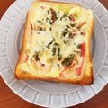 なーなちゃん's cooksnap of when they made カニカマと青海苔のチーズトースト.