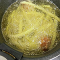 かぷり★'s cooksnap of when they made 揚げ物で油跳ねなし！油が長持ちの秘密❤.