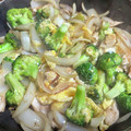 yuyaseki's cooksnap of when they made ブロッコリーとささみと卵のたんぱく質炒め.
