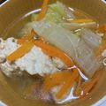 かおk★'s cooksnap of when they made うちの子が好きな春雨と鶏団子の中華スープ.