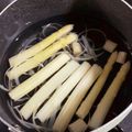 はっぴーゆりもん＊'s cooksnap of when they made 【覚書】ホワイトアスパラの下処理方法.