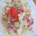 kikko♪'s cooksnap of when they made 簡単！インスタントラーメンで焼きラーメン.