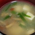 ヨシヨッシー's cooksnap of when they made ニラとなめこの味噌汁.