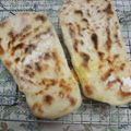 ぴかあか's cooksnap of when they made チーズ入りナン.