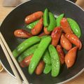 ちゃーりーWKY's cooksnap of when they made スナップエンドウとウインナーの塩炒め.