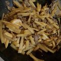 ＋SUN3's cooksnap of when they made こく旨牛こま肉とじゃが芋の炒めもの♪.