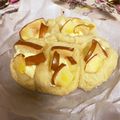 クック1K2O57☆'s cooksnap of when they made 作業時間10分！こねない林檎とクリチパン.