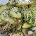料理大好きボーイ's cooksnap of when they made 鶏と薄切りじゃが芋のバター醤油炒め.