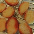 ともwhite22's cooksnap of when they made 本格的☆オーブン不要の簡単ラスク.