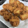 kanomanma's cooksnap of when they made 簡単♪おからナゲット！節約.