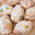 クックUR1SUQ☆'s cooksnap of when they made HMでノンオイルノンエッグ枝豆チーズパン.