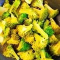 Coちむ's cooksnap of when they made ブロッコリーの炒めもの.