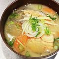 クックUR9L2V☆'s cooksnap of when they made ☆鮭と大根の味噌汁☆.