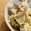 ariyuch's cooksnap of when they made 舞茸とバターの炊き込みご飯.