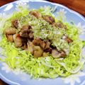 YCHキッチン's cooksnap of when they made 春キャベツ☆サラダ～ねぎ塩鶏もも肉のせ～.
