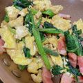 ちび☆あず's cooksnap of when they made ほうれん草と卵とベーコンのバターソテー.