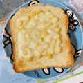 クック716W6U☆'s cooksnap of when they made mちゃんのチーズとコーンだけトースト.