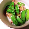 純子50Plus's cooksnap of when they made ♪さやえんどうとベーコンのニンニク炒め♪.