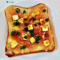 スーパーリンクス's cooksnap of when they made わさび醤油で♡生ハムのクリチトースト.
