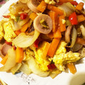 Sーアニィ's cooksnap of when they made 簡単☆卵と魚肉ソーセージの炒めもの.