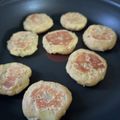 クックLXGQOB☆'s cooksnap of when they made HMで簡単離乳食！さつまいものおやき風★.