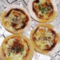 しーくれっと・らいふ's cooksnap of when they made 餃子の皮とミートソースでピザ風♪.