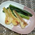 ゆうかりおん's cooksnap of when they made 葉付き新玉ねぎ(葉玉ねぎ)の蒸し焼き.