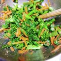 ☆★ケイト★☆'s cooksnap of when they made 菜の花とにんじんのごま和え　レンジで3分.