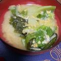 erinngorou's cooksnap of when they made 春キャベツとワカメと卵の味噌汁.