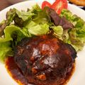 Chikagaeru's cooksnap of when they made 肉汁あふれます♪定番！ハンバーグ.