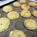 ごま３しお３'s cooksnap of when they made 材料3つ！HMでサクサクスコーン.
