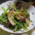 MYAR's cooksnap of when they made かぶの葉と油揚げの炒め煮.