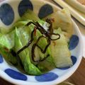 miyoopy's cooksnap of when they made 簡単副菜⭐レタスと塩昆布のごまポン和え⭐.