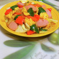 KBBキッチン☆'s cooksnap of when they made 魚肉ソーセージとお野菜の炒め物.