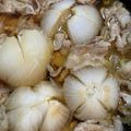yomo1229's cooksnap of when they made 新玉 大量消費！玉ねぎ丸ごと煮.