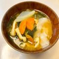 azbjbn's cooksnap of when they made お雑煮❤お味噌汁におもち入れちゃお♪.